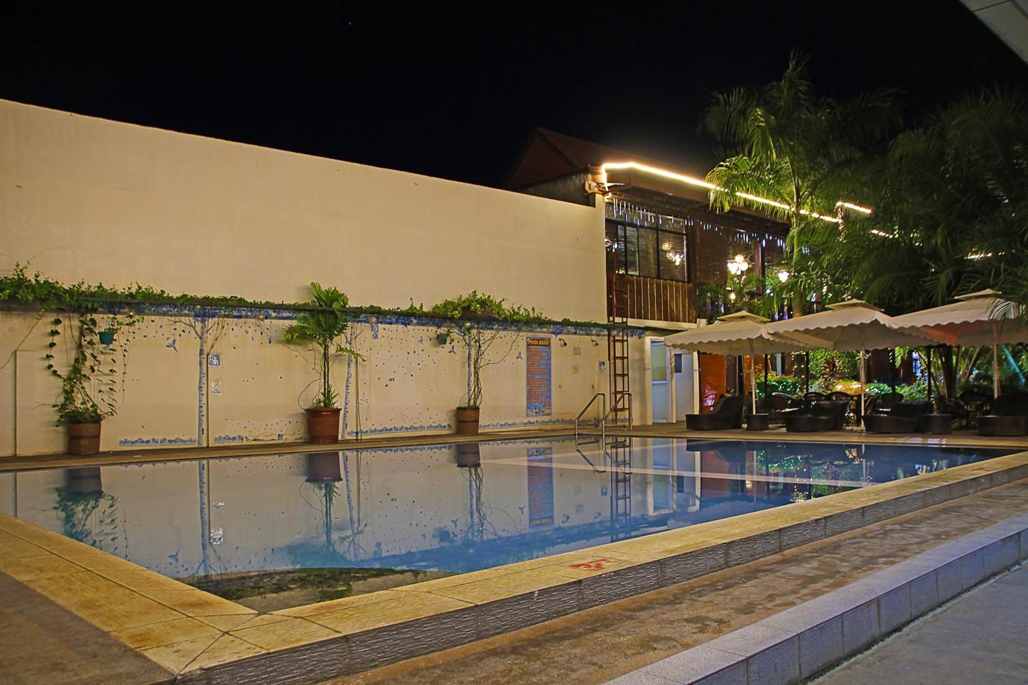 Palawan Uno Hotel Puerto Princesa Exterior foto